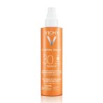 Vichy Capital Soleil Fluid na vodni osnovi v pršilu za zaščito kožnih celic ZF30, 200 ml Vichy Capital Soleil Fluid na vodni osnovi v pršilu za zaščito kožnih celic ZF30, 200 ml
