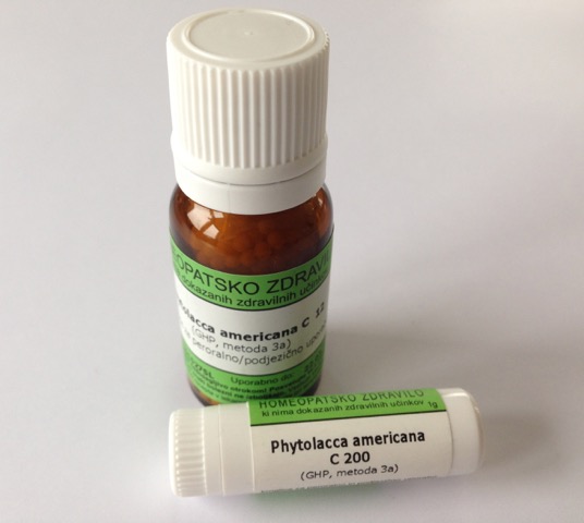 Phytolacca americana C200 homeopatske kroglice, 1 g Phytolacca americana C200 homeopatske kroglice, 1 g